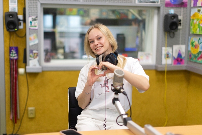 Олимпийская чемпионка Ангелина Мельникова о любви к спорту, мечтах и собственной школе в эфире Детского радио